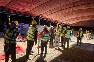 标晚：支援摩洛哥地震灾民，萨卡捐赠50个集装箱房屋